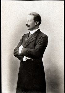 フランスの政治家、ポール・デシャネル（1855-1922）の肖像。 作： French Photographer